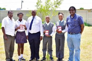 Pictured, (left to right): Bophelong Secondary School: Michael Pillay, Puleng Mahlatsi (3rd), Principal JM Matla, Thabiso Sithole Gift (2nd) , Tholoana Khobi Patronela (1st), Dr. Cano Ssemakalu.